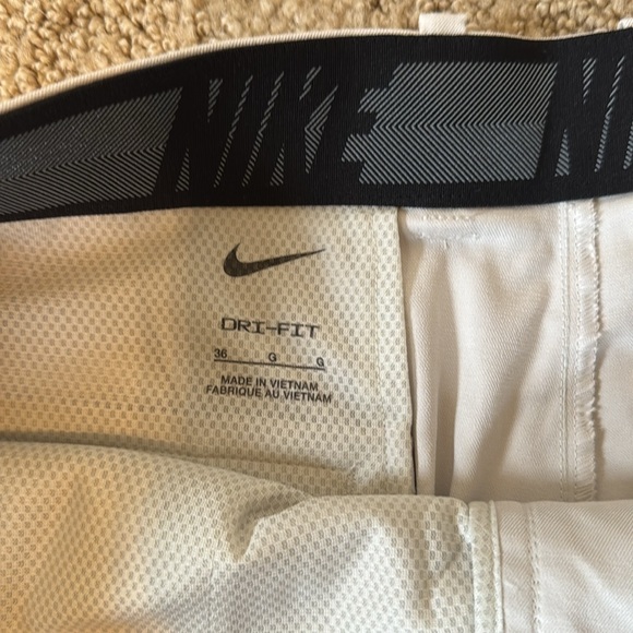 Nike Golf Dri-Fit Shorts - Picture 3 of 6